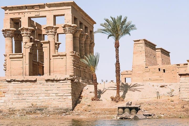 4-Day Private Nile Cruise from Aswan to Luxor with Abu Simbel & Ancient Temples photo 2