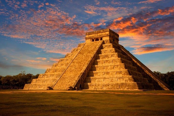 Full-Day Chichén Itzá, Ik Kil & Hubiku Cenotes with Valladolid from Playa del Carmen photo 5