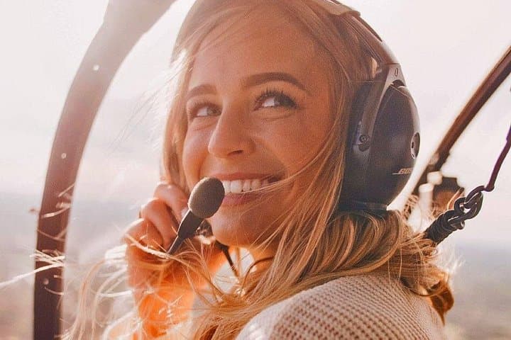 Helicopter Scenic Flight Over Cairns — 10-Minute City & Coast Aerial Tour photo 3