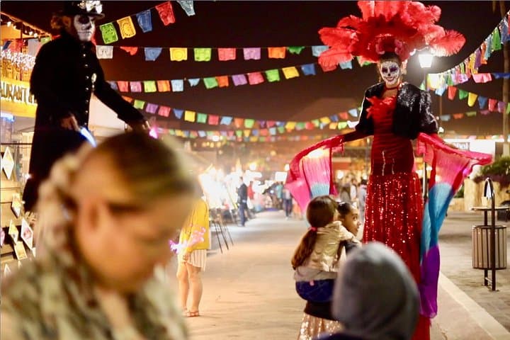 Viva la Plaza Cabo San Lucas: Private Storytellers Cultural Walking Tour photo 1