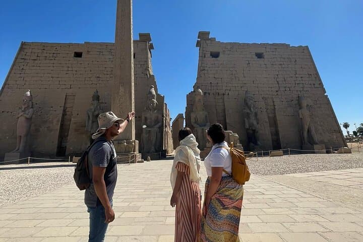 Karnak and Luxor Temple Private Tour — East Bank Highlights & Practical Guide