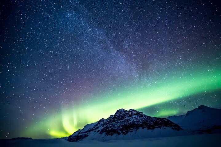 Reykjavík Northern Lights Minibus Tour with Free Photos & Hot Chocolate photo 4