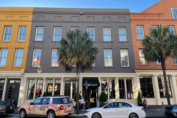 300 Years of War and Peacetime in Charleston: Self-Guided Audio Walking Tour photo 3