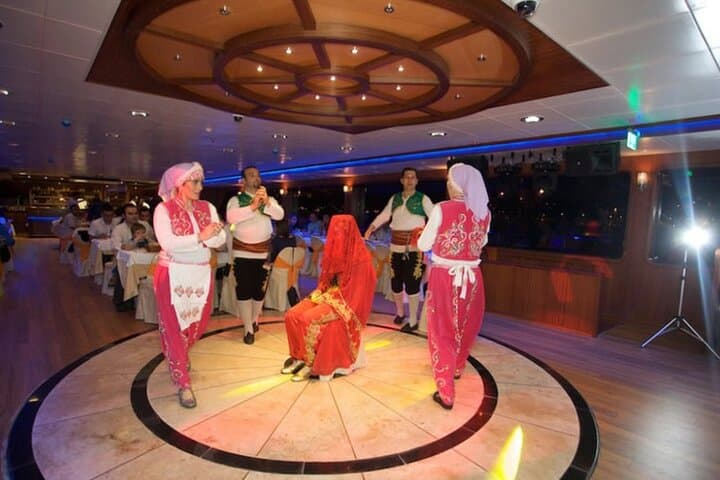 Istanbul Bosphorus Dinner Cruise: Evening Dinner & Live Show on the Bosphorus photo 3