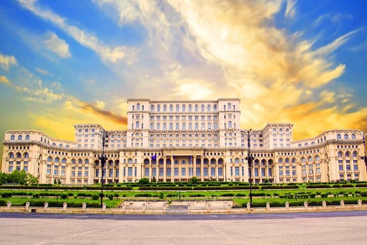 8-Day Private Transylvania & Bucovina Cultural and Scenic Tour from Bucharest photo 4
