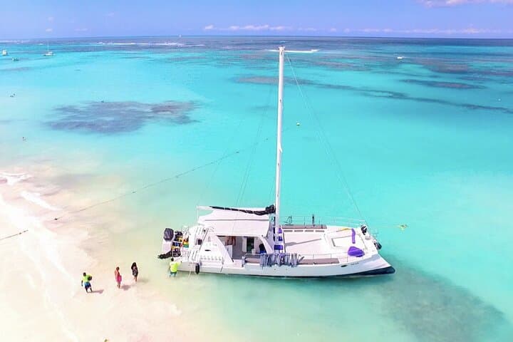 Sail into Adventure: Join the Ultimate Boat Party from Cap Cana