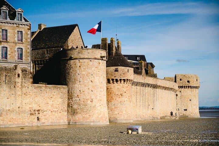 Mont Saint Michel and Saint Malo: Two-Day Coastal Heritage Escape from Paris
