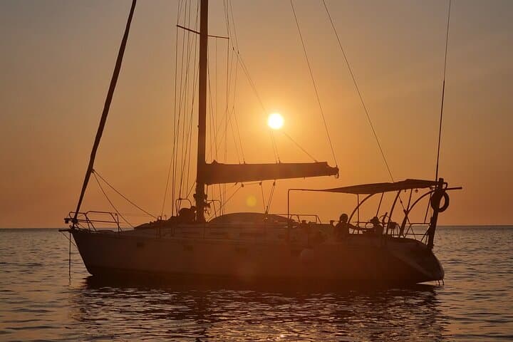 Private Sunset Sailing to Cala Tuent and Sa Calobra from Port de Sóller photo 5