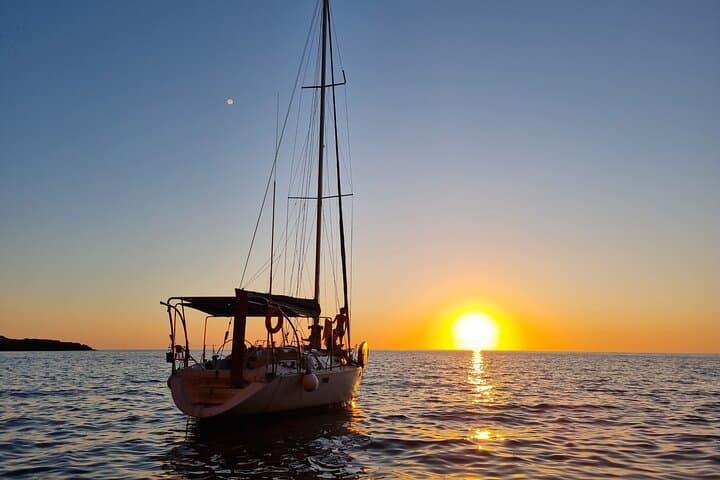 Private Sunset Sailing to Cala Tuent and Sa Calobra from Port de Sóller photo 6