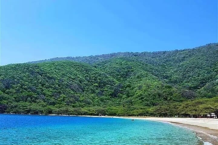 Playa Cristal Day Trip from Santa Marta: Snorkel, Beach and Tayrona’s Coastal Wilds photo 6