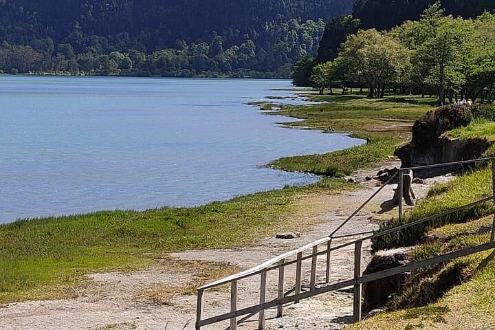 Furnas and Nordeste Full-Day Tour: Cozido, Hot Springs & Waterfall Views photo 2