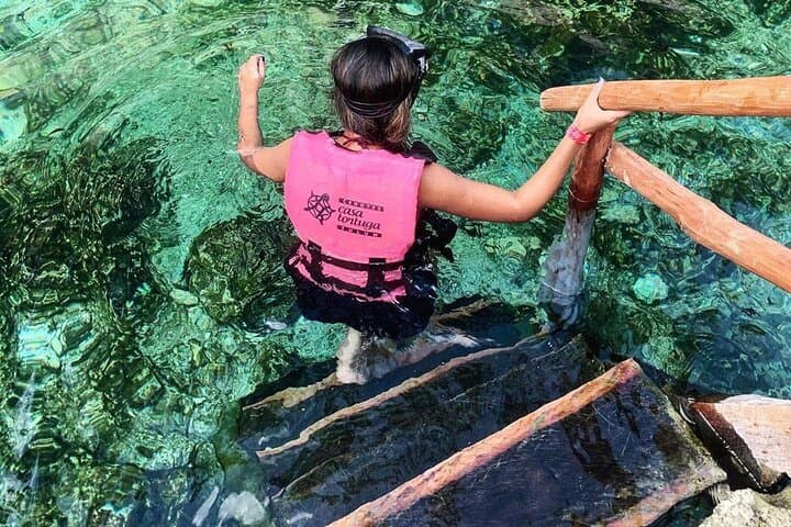 Tulum Ruins & Casa Tortuga Cenotes: Day Trip from Cancun and Playa del Carmen photo 2