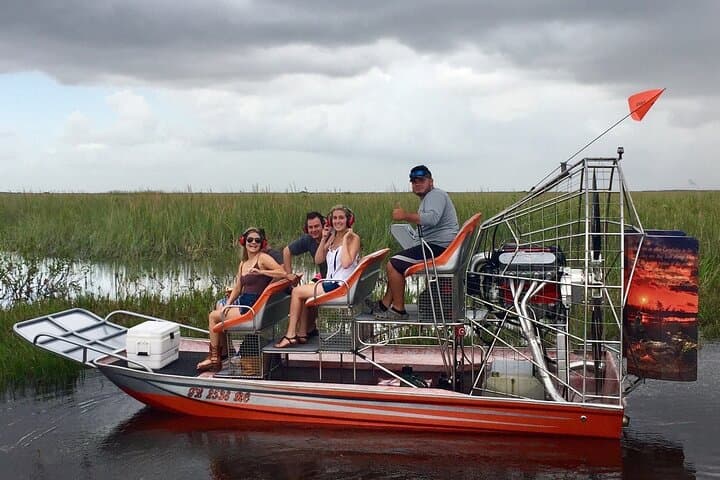 Small-Group Everglades Airboat Tour: 60-Minute River of Grass Semi-Private Charter photo 1