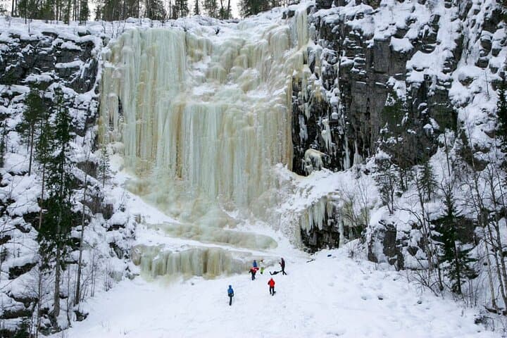 Korouoma Frozen Waterfalls: Winter Hike from Rovaniemi photo 2