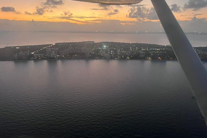 Miami Beach Sunset Flight: 45-Minute Scenic Tour Over Skyline & Keys photo 4