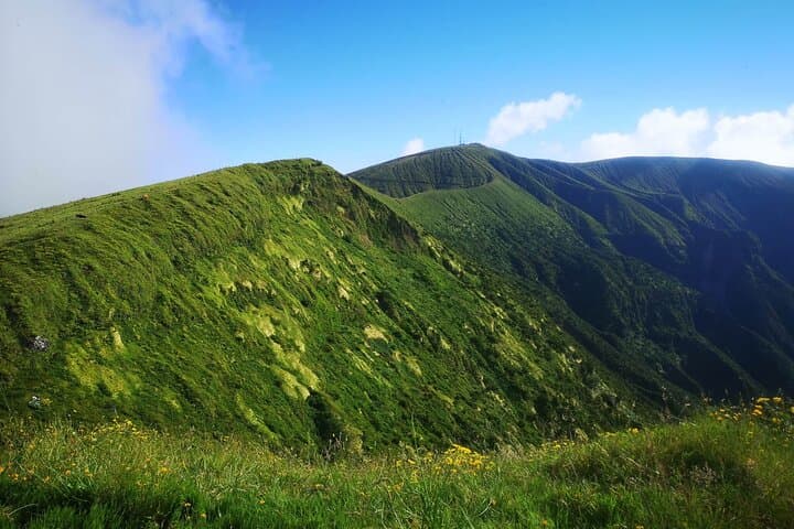 Hike the Caldeira: Private Half-Day Perimeter Trek on Faial Island photo 2