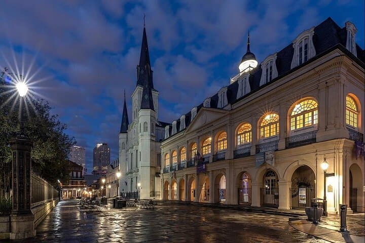 New Orleans Paranormal Investigation: French Quarter Ghost Walk with EMF Tools photo 3