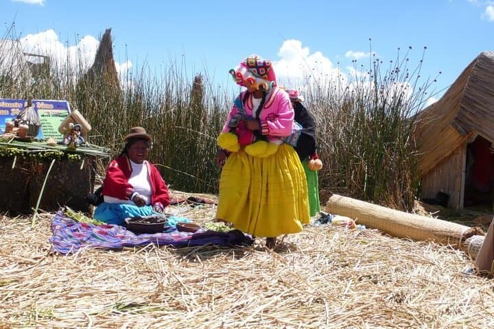 Full-Day Speedboat Tour to Uros & Taquile: Floating Islands, Textiles & Lake Titicaca Views photo 3