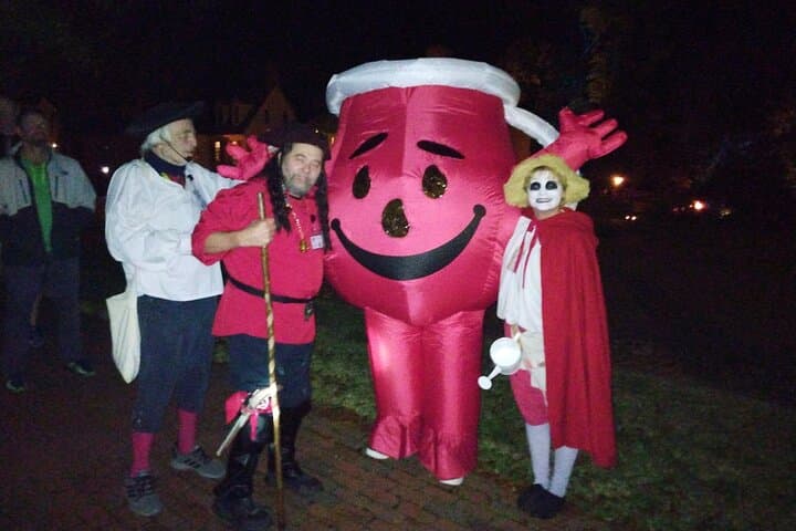 Williamsburg Ghosts, Witches & Pirates Night Walk — Haunted Colonial Williamsburg Tour photo 4