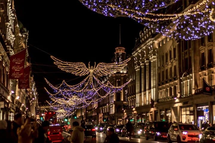 West End Christmas Lights Walking Tour — Private London Holiday Stroll photo 5