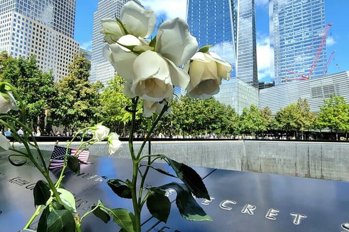 Walking the 9/11 Memorial & Financial District: Ground Zero to Wall Street Tour photo 4