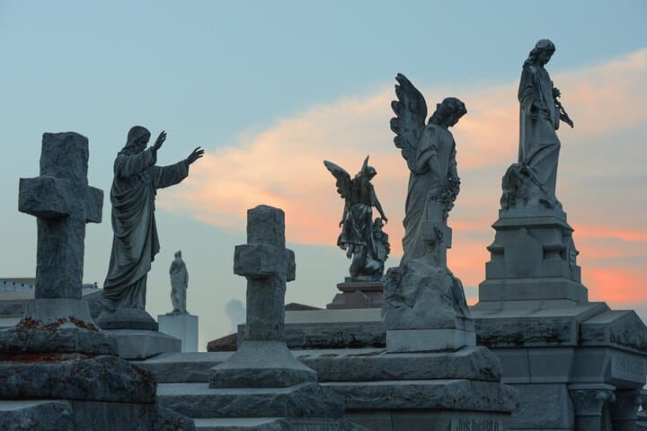 Inside St. Louis Cemetery No. 3: A 90-Minute Walking Tour of New Orleans' Hidden Graves