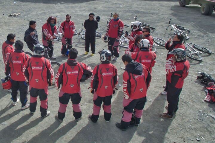Death Road Biking Tour: Bolivia's Yungas Downhill Adventure photo 3