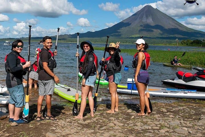 Lake Arenal Kayaking and Baldi Hot Springs: Private Day Trip from San Jose photo 2