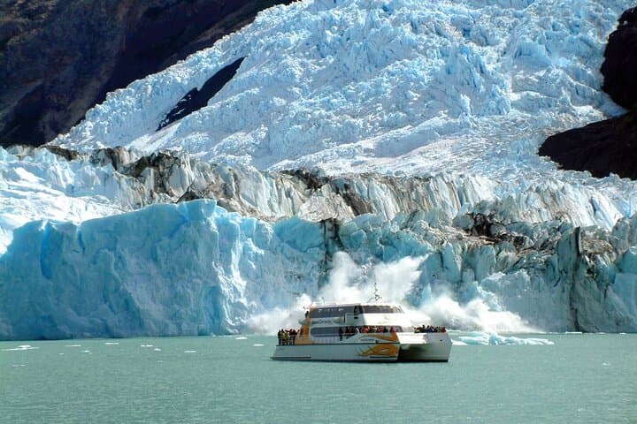 Sail to Spegazzini Glacier: Upsala Channel Iceberg Navigation from El Calafate photo 5