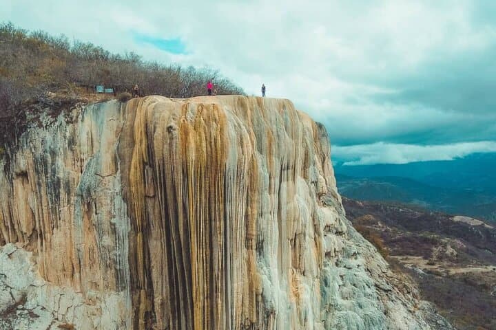 Full-Day Oaxaca: Hierve el Agua, Mitla, Mezcal & Tule Tree Tour