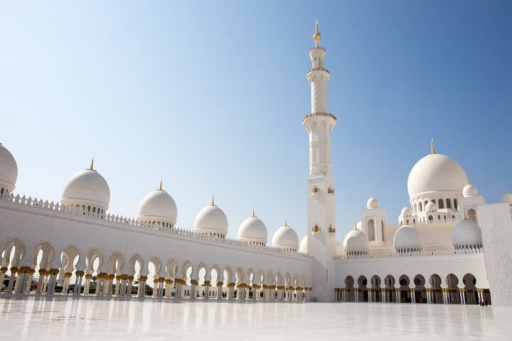 Abu Dhabi in a Day: Private 4x4 City Tour to Sheikh Zayed & Yas Island photo 3