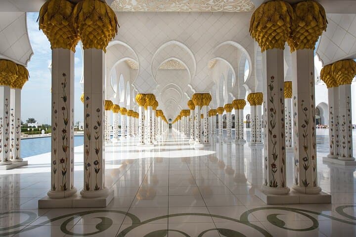 Abu Dhabi in a Day: Private 4x4 City Tour to Sheikh Zayed & Yas Island photo 6