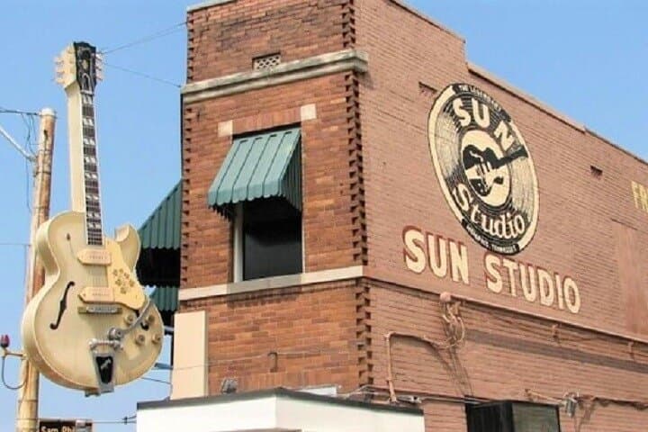 Nashville to Memphis Day Trip: VIP Graceland & Sun Studio Tour photo 4