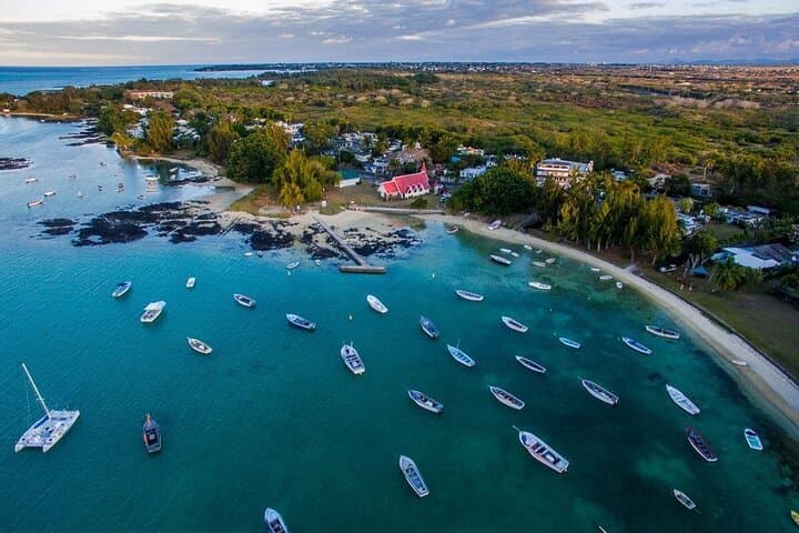 North Coast Mauritius Day Tour: Pamplemousses, Rum, Beaches & Cap Malheureux photo 4