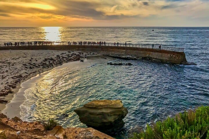 Explore La Jolla: Self-Guided Driving & Walking Audio Tour Bundle