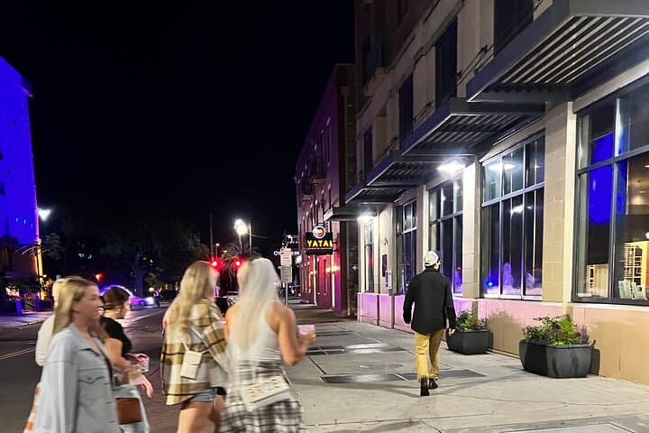 Savannah Strangled Not Stirred Pub Crawl — True Crime Walking Tour of River Street photo 6