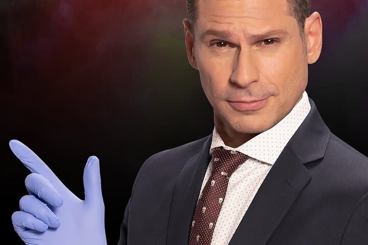 Mike Hammer at Four Queens: High‑Energy Comedy Magic on Fremont Street