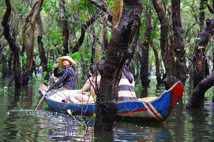 Kompong Phluk: Two Villages & Sunset Cruise on Tonle Sap Lake photo 3