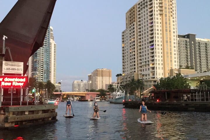 Sunset Paddleboard Tour on Las Olas New River, Fort Lauderdale photo 2