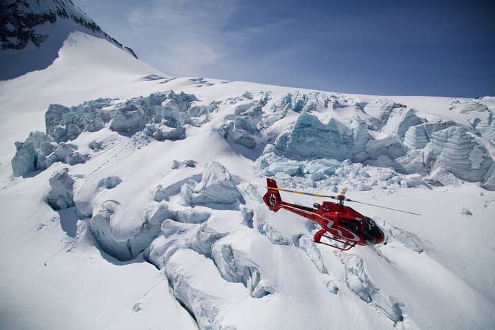 Whistler Helicopter Tour with Rainbow Mountain Landing — Private Glacier Flight photo 3