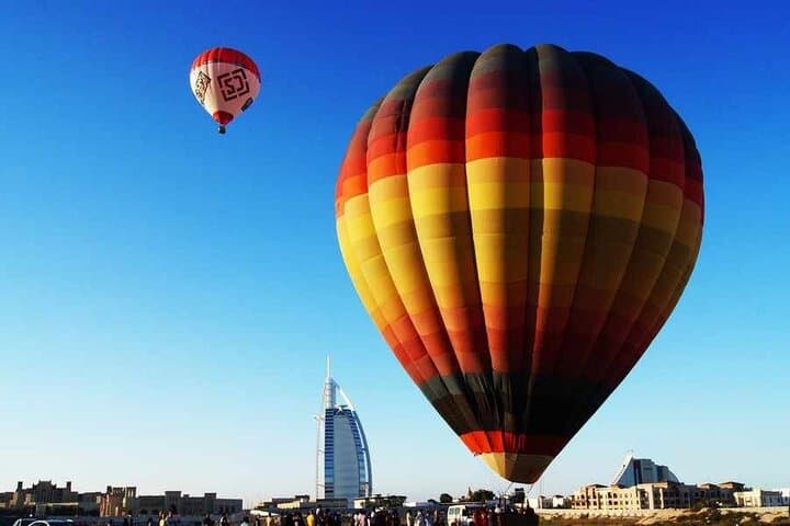 Dawn Over the Dunes: Dubai Hot Air Balloon Sunrise Flight photo 4
