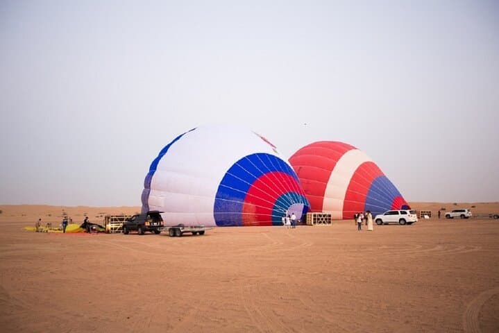 Dubai Desert Balloon Sunrise with Falcon Show and Camel Ride photo 6