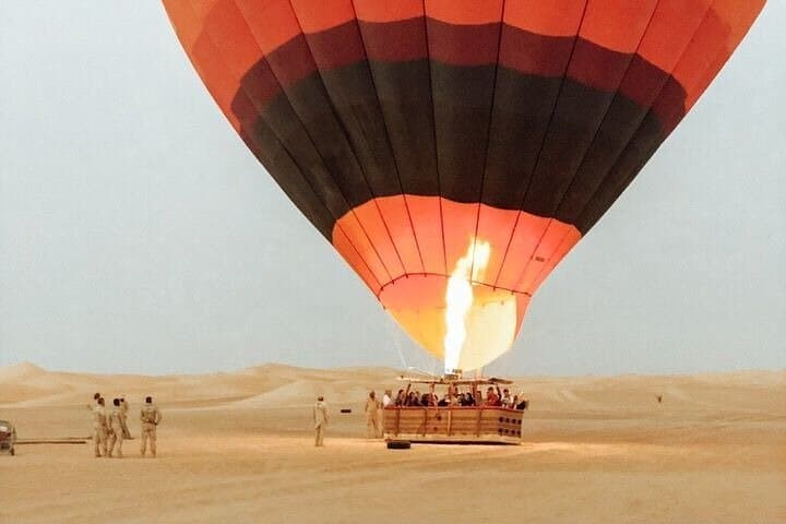 Dawn Over the Dunes: Dubai Hot Air Balloon Sunrise Flight photo 3