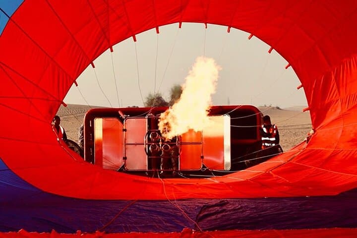 Dubai Desert Hot Air Balloon Sunrise with Falcon Show