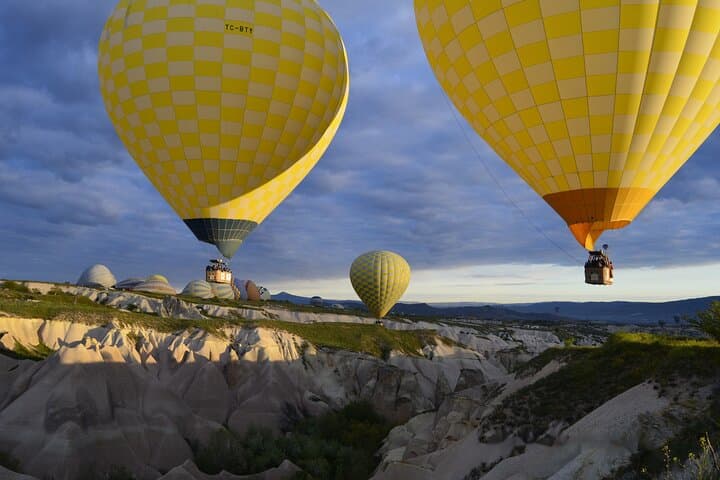 Sunrise Hot Air Balloon Flight Over Göreme with Champagne & Breakfast photo 5