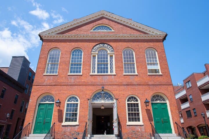 Self-Guided Salem Witch Trials Walking Tour: History, Graves, and Coastal Streets