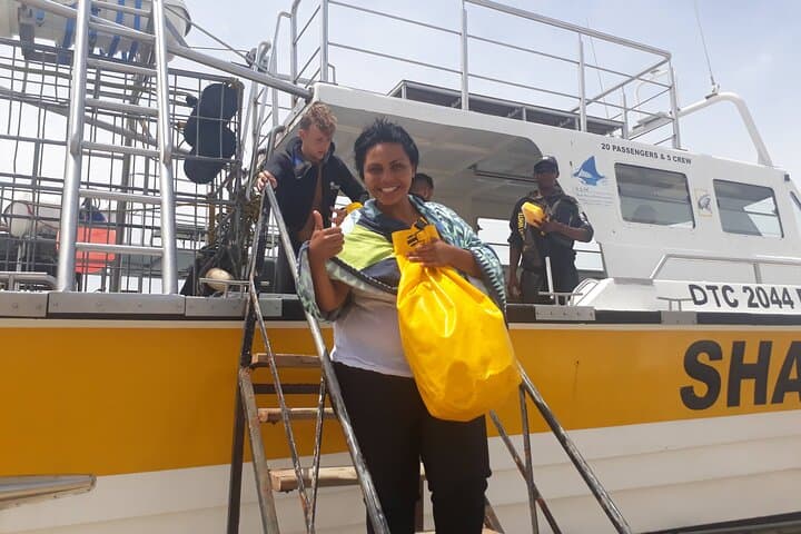 Shark Cage Diving Off Gansbaai: Up-Close Great White Encounters Near Cape Town photo 5