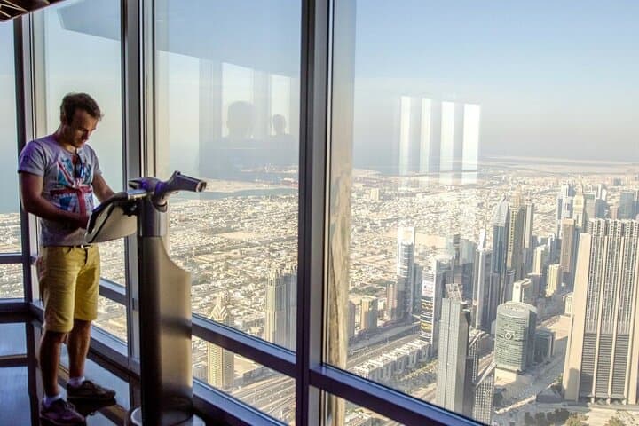 Burj Khalifa Level 124: 360° Views and Dinner at the Burj Club photo 4