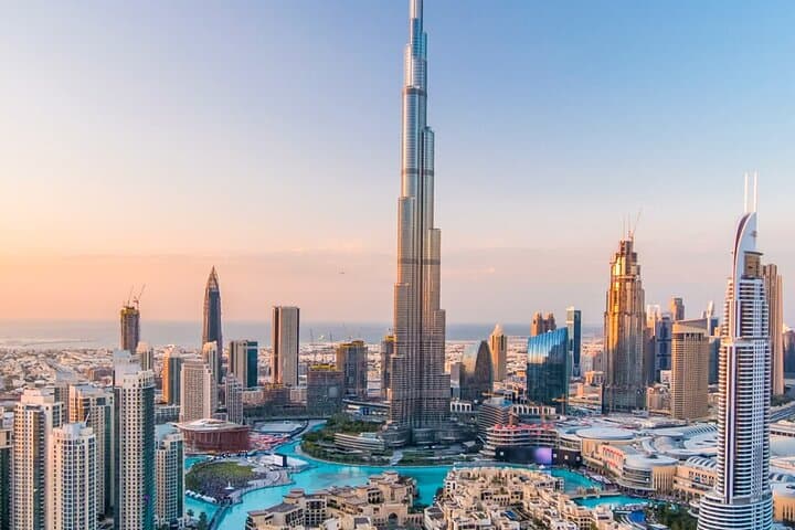 Burj Khalifa Level 124: 360° Views and Dinner at the Burj Club photo 5