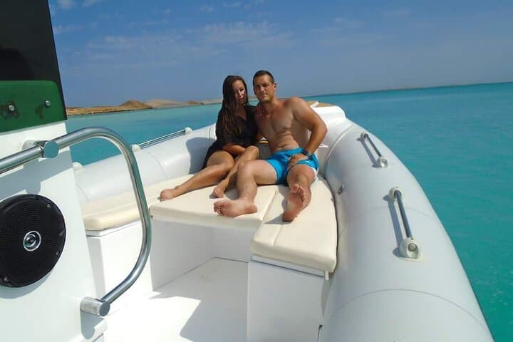 Private Hurghada Speedboat: 4-Hour Wild Dolphin Swim & Subwing Game photo 2